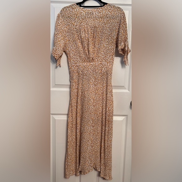 NWT FAITHFULL THE BRAND Billie Floral Dress- Dahlia Floral Print/ Size 4 (Small) - Picture 6 of 15